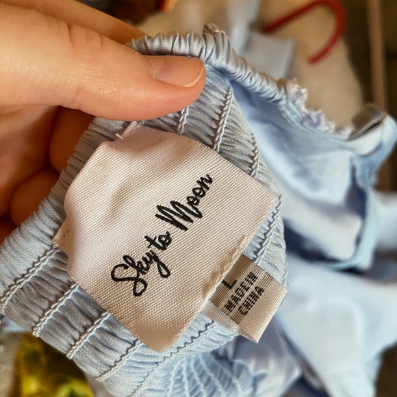 Front Tie Lace Trim Maxi Dress in Light Blue - Picture 3 of 3